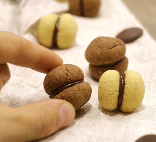 Baci di Dama al Cacao